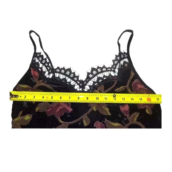 Max Studio Flowers 💐 & Lace Slip Dress Medium Velvet Spaghetti Straps Lace Trim - Picture 11 of 16